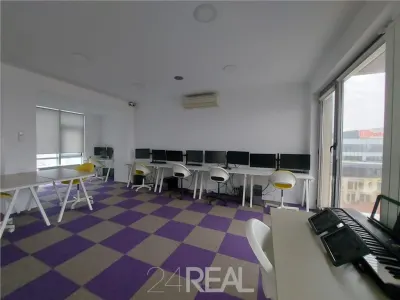 Inchiriere spatii de birouri - loc de parcare inclus - foto 2