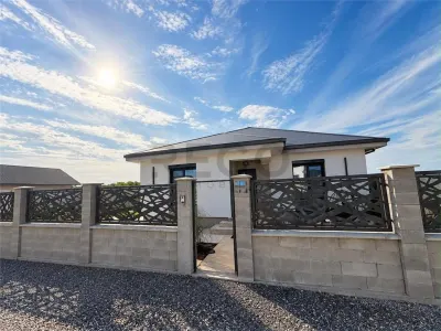 RECO Casa mobilata si utilata in Santandrei  126 mp utili,500 mp teren - Santandrei