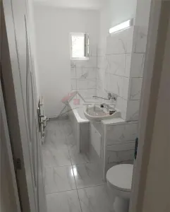 Apartament 2 camere decomandat, renovat- Nicolina Pizza Nico - foto 4