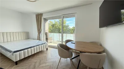 Apartament 1 camera de vanzare, zona Marul de Aur - foto 2