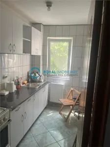 Royal Imobiliare - Vanzare apartament 2 camere, zona Baraolt - foto 7