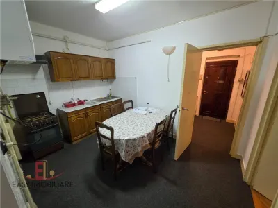 Apartament 3 camere, UMF, Aleea Cornisa, etaj 2, Targu Mures - foto 4