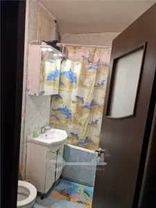 3 camere decomandat, 72 mp, etaj 5/10 – Zona Gara – Mobilat și utilat - foto 10