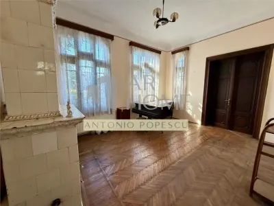Casa 6 camere plus dependinte,in Ploiesti,zona Gh.Doja/Halele Centrale - foto 11