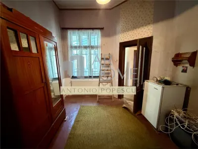 Casa 6 camere plus dependinte,in Ploiesti,zona Gh.Doja/Halele Centrale - foto 13