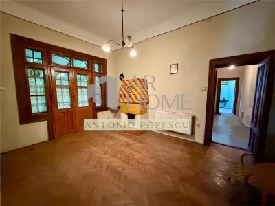 Casa 6 camere plus dependinte,in Ploiesti,zona Gh.Doja/Halele Centrale - foto 16