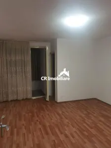 Garsoniera, Aparatorii Patriei - foto 2