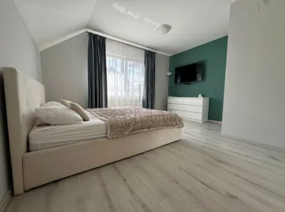 GIROC - CASA INDIVIDUALA - 5 CAMERE - ZONA EXCELENTA - TOATE UTILITATILE - foto 5