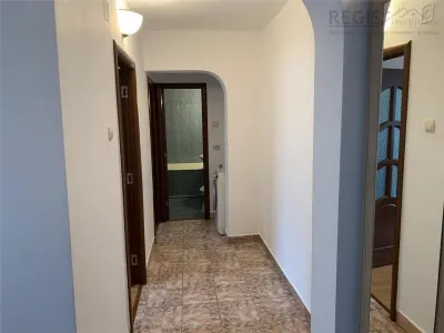 Apartament 3 camere decomandat, 2 bai, mobilat si utilat - foto 9