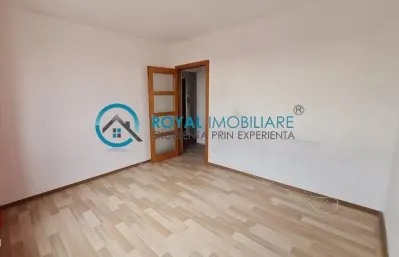 Royal Imobiliare - Vanzare apartament 2 camere zona Sud - foto 4