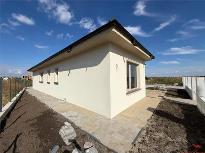 Casa parter , placa de beton, la cheie - Carnabel - Pompa de Caldura - foto 4