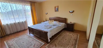 Casă de vacanță în stațiunea Durău | 500 mp utili | 700 mp teren | 10 camere | 11 băi | 750.000 Euro | Comision 0% - foto 3