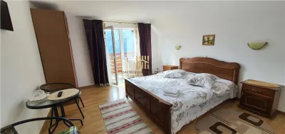 Casă de vacanță în stațiunea Durău | 500 mp utili | 700 mp teren | 10 camere | 11 băi | 750.000 Euro | Comision 0% - foto 5