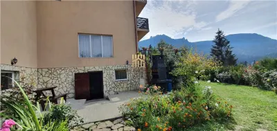 Casă de vacanță în stațiunea Durău | 500 mp utili | 700 mp teren | 10 camere | 11 băi | 750.000 Euro | Comision 0% - foto 8