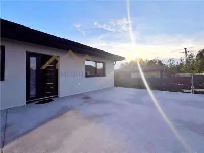 Casa noua de vanzare, cu 12 ari teren, Tautii Magheraus - Tautii-Magheraus