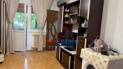 Apartament 2 camere etaj 1 centrala si AC zona Alexandru cel Bun - Iasi