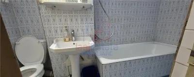 Tg Cucu zona Podul de Fier - Apartament 3 camere - foto 13
