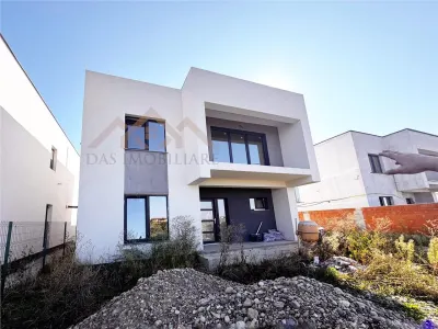 Casa moderna, semifinisata, cu 4,6 ari teren, in Sasar - Sasar