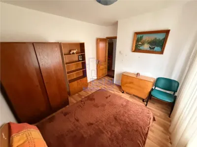 Apartament 2 camere decomandat - zona Canta etaj 2 - foto 4