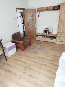 Apartament 3 camere etajul 1 zona Dacia - foto 4