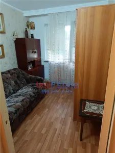 Apartament 3 camere de vanzare zona Zimbru - Ideal pentru renovare - foto 2