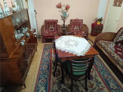 Apartament 3 camere de vanzare zona Zimbru - Ideal pentru renovare - foto 5