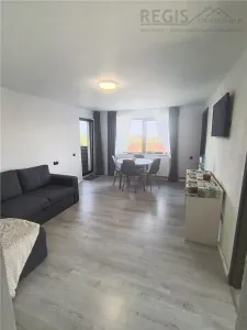 Apartament de 3 camere la vila , zona Bran - foto 7