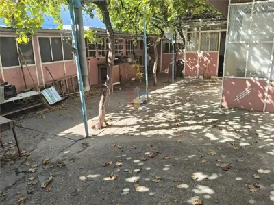 Casa 4 cam Chercea,deschidere la doua strazi - foto 2