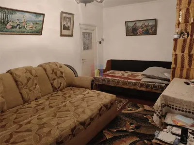Casa 4 cam Chercea,deschidere la doua strazi - foto 8