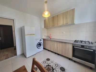APARTAMENT  2 CAMERE / BUCATARIE MARE / RENOVAT / MOBILAT-UTILAT - foto 3