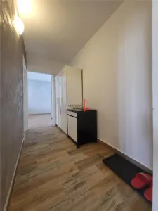 APARTAMENT  2 CAMERE / BUCATARIE MARE / RENOVAT / MOBILAT-UTILAT - foto 7