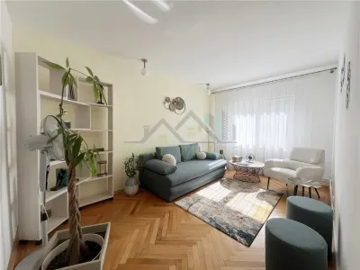 Apartament 2 camere decomandat etajul 2/4 Centru Civic- CEC - Brasov