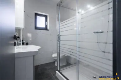 Rezidential/ Hotelier,eleganta discreta,energie verde,1.000mp teren,Tohanita ,Brasov - foto 13