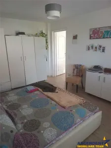 Casa pe 500mp teren, insorita, garaj, Bartolomeu, Brasov - foto 2
