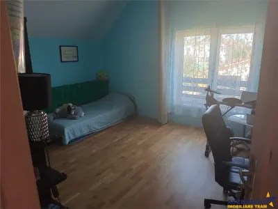 Casa pe 500mp teren, insorita, garaj, Bartolomeu, Brasov - foto 3