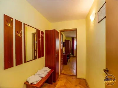 Pensiune cu restaurant, profit asigurat din chirii, terasa spre munte, Brasov - foto 18