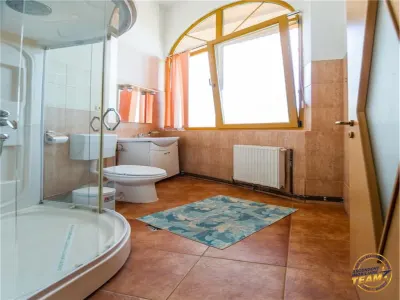 Pensiune cu restaurant, profit asigurat din chirii, terasa spre munte, Brasov - foto 21
