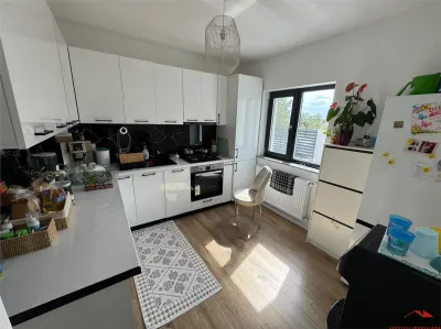 Casa noua, 3 cam, 2 bai, mobilata si utilata,  curte, foisor - Focsani