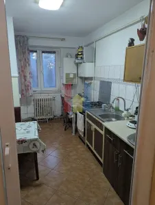 Apartament 3 camere, confort 1 decomandat, etaj 2, 64 mp, Plantelor - foto 2