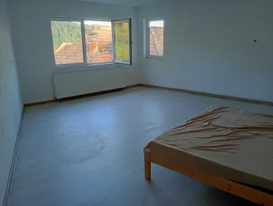 Casa Schei | Curte individuala | Renovata complet - foto 5