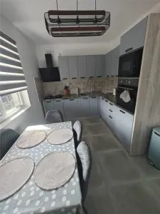 DUPLEX MOBILAT - ASFALT - ZONA CENTRALA - foto 7