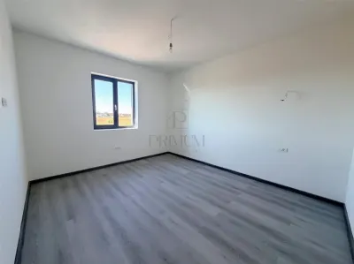 DUPLAX SPATIOS -  GATA DE MUTAT - ZONA USOR DE ACCESAT - foto 7