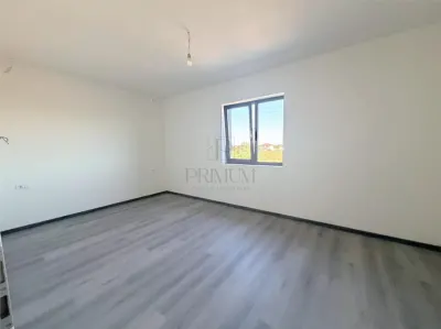 DUPLAX SPATIOS -  GATA DE MUTAT - ZONA USOR DE ACCESAT - foto 8